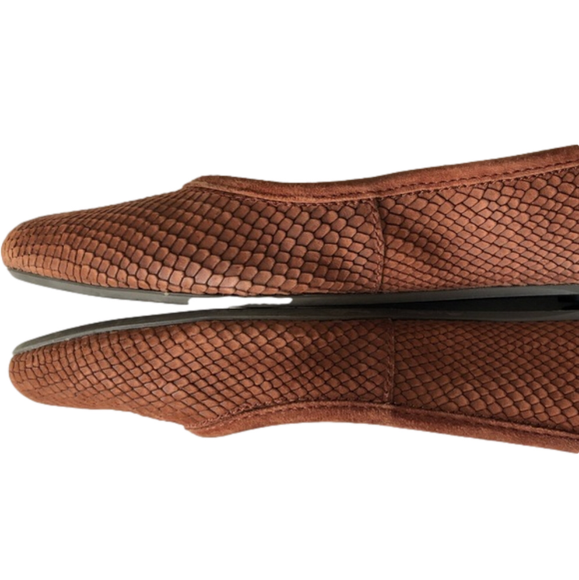 Vince Rust Camuto Snake-Embossed Pointed Toe Flats - Picture 5 of 16